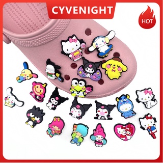 ภาพหน้าปกสินค้า【1 ชิ้น / แพ็ค】น่ารัก Sanrio การ์ตูน Yugui Dog Kuromi Hello Kitty Graffiti Series รองเท้า Charms สําหรับ Crocs Clogs DIY ตกแต่ง Jibbitz รองเท้า ดอกไม้ อุปกรณ์ตกแต่งรองเท้า ขายส่ง ที่เกี่ยวข้อง