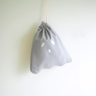 ghost lunch bag : gray / ถุงผ้าหูรูด ลายหน้าผี (เทา)