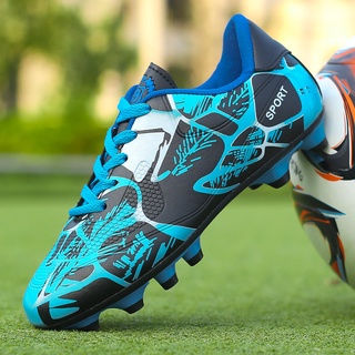 ภาพหน้าปกสินค้ารองเท้าสตั๊ด ฝึกรองเท้า  รองเท้าฟุตบอล Soccer shoes ที่เกี่ยวข้อง