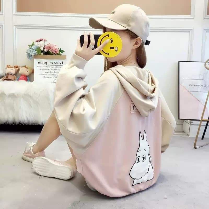 ส่งฟรีจ้า-เสื้อกันหนาวสีชมพูลาย-moomin-มีหมวกฮู้ด