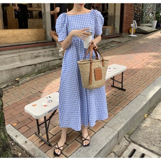 CHAWY พร้อมส่ง 🥨🍰🍗 gingham puff dress  เดรสยาวเที่ยวทะเล เดรสยาวมินิมอล เดรสยาวแขนตุ๊กตา เดรสยาว มี 2 สี ฟ้า ดำ