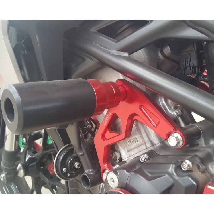 กันล้ม-กันล้มกลาง-honda-cb150r-ของแต่ง-cb150r-จัดจำหน่ายทั้งปลีกและส้ง