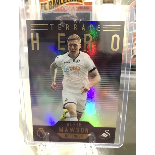 2017-18-topps-premier-league-gold-soccer-cards-terrace-hero