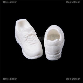 ภาพหน้าปกสินค้าMagicalhour อุปกรณ์เสริม รองเท้ากีฬาน่ารัก สีขาว สำหรับตุ๊กตา Blyth ซึ่งคุณอาจชอบสินค้านี้