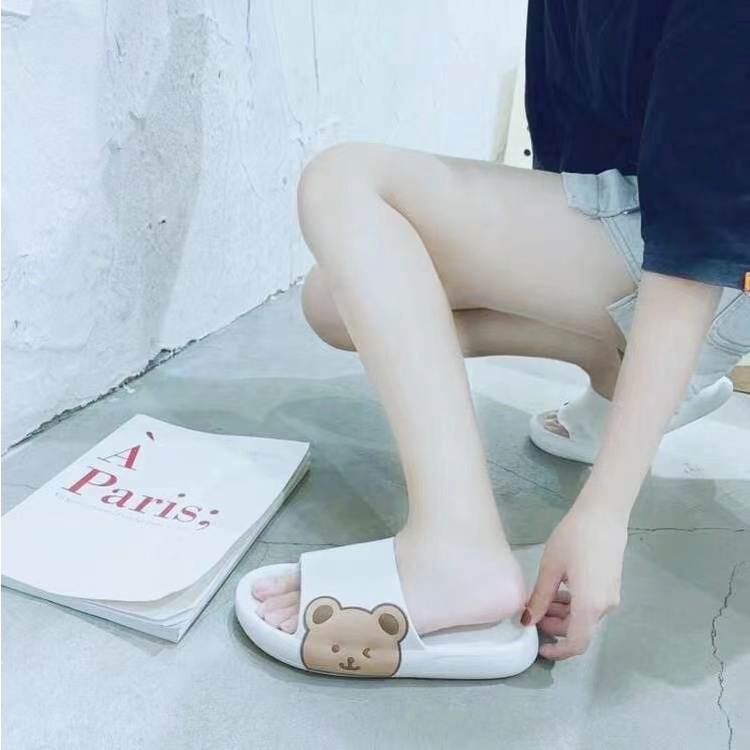 ภาพสินค้า(B-22) รองเท้าแตะสวม แฟชั่นเกาหลี รองเท้าลำลอง รูปหมีเท็ดดี้ด้านข้าง น่ารัก กันลื่น มี 2 สี มาใหม่ จากร้าน hihill1990 บน Shopee ภาพที่ 3