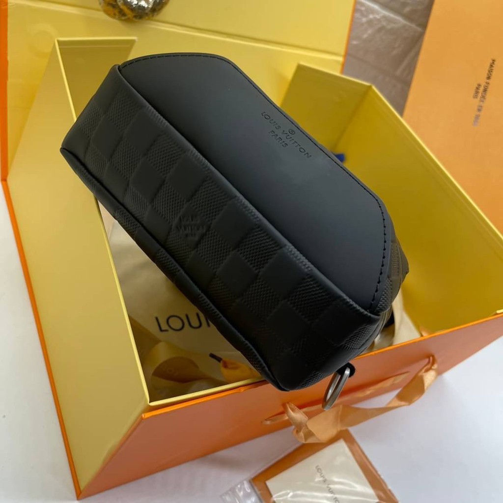 louis-vuitton-sling-bag-grade-vip-size-18-cm-อุปกรณ์-full-box-set