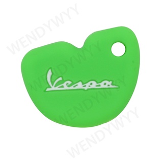 ภาพขนาดย่อของภาพหน้าปกสินค้าเคสกุญแจรถจักรยานยนต์ แบบซิลิโคน สําหรับ Vespa GTS300 946 LX150 Enrico Piaggio 125 150 Fly RA1 3vte Gts 200 จากร้าน wendywyy.th บน Shopee ภาพที่ 5