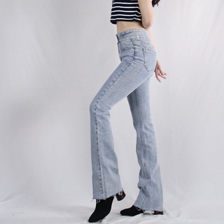 Blacksheep Jeans กางเกงยีนส์เอวสูงผู้หญิง ขาม้า เก็บทรงสวย รุ่น BSPFJ-211103 สียีนส์