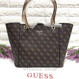 New !!! GUESS WOMEN’S TOTE BAG กระเป๋าถือได้ คล้องแขนได้ คล้องไหล่ได้ค่ะ!!!