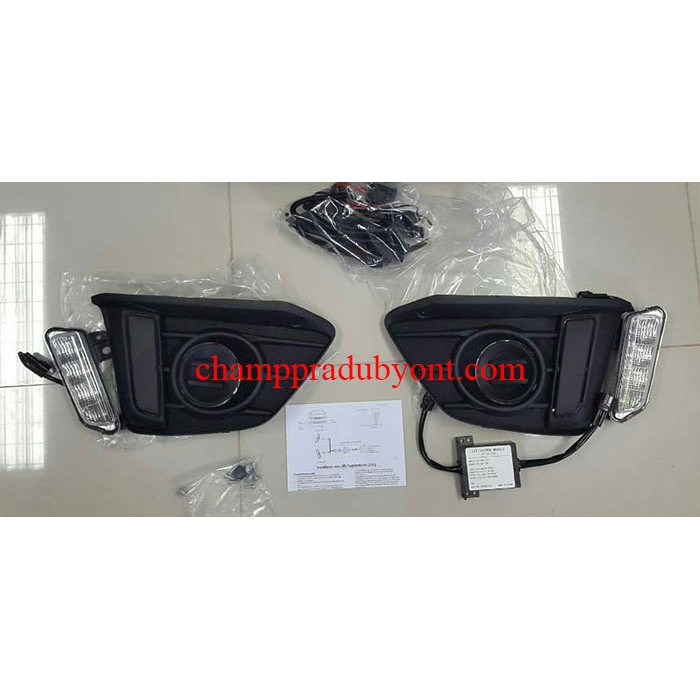 เดย์ไลท์-daylight-honda-jazz-gk-แจ๊ส-2014-2015-2016-drl-daytime-running-light-ฝาครอบไฟตัดหมอก-สปอร์ตไลท์-มีเดย์ไลท์