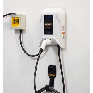 ภาพหน้าปกสินค้าอุปกรณ์เสริม EV CHARGER TYPE 2 PLUG HOLDER ที่เกี่ยวข้อง