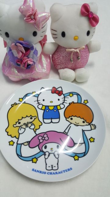 จาน-hello-kitty-sanrio-แท้