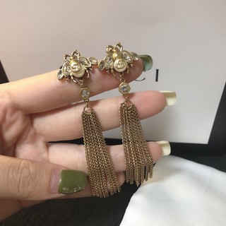 ภาพหน้าปกสินค้าFashionable vintage brass tassel earrings Women\'s fashion personality ที่เกี่ยวข้อง