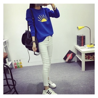 TJ เสื้อแฟชั่น คอกลม แขนยาว ลาย sunny สีฟ้า รหัสสินค้า ST1650 ฟ้า