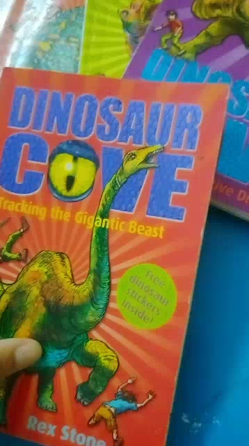 หนังสือนิทาน-dinosaur-cove-มือสอง