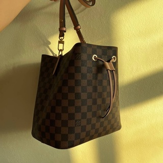 NEW LOUIS VUITTON NEONOE        เป็นรุ่นที่ฮิตมากตองมีไว้ครอบครอง