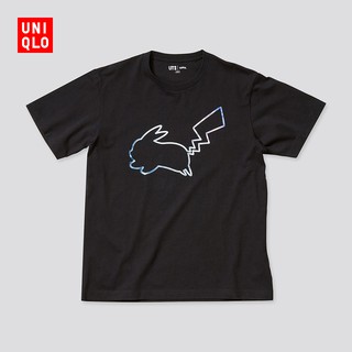 เสื้อยืดสีดำอินเทรนด์UNIQLO เสื้อยืดคอกลมแขนสั้นพิมพ์ลาย Pokémon Ut (Pokemon T-Shirt) 436660S M L   XL  XXL