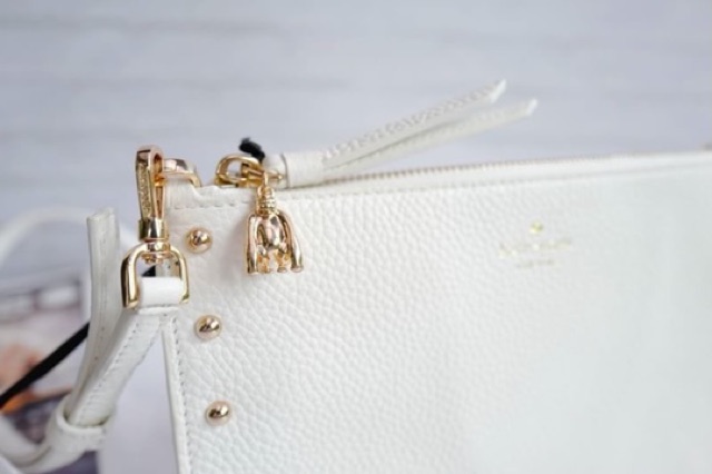 กระเป๋า-kate-spade-on-purpose-studded-crossbody-bag-vcru1009