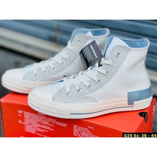 รองเท้าผ้าใบ converse hi end พร้อมอุปกรณ์ ส่งฟรีคะ