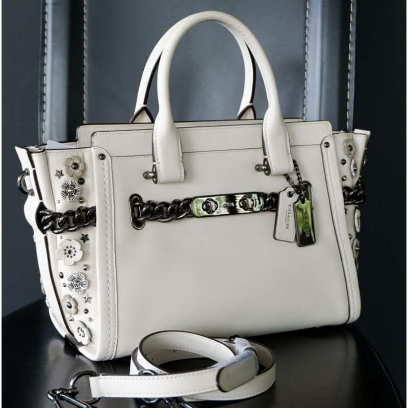 Coach swagger glovetanned online leather