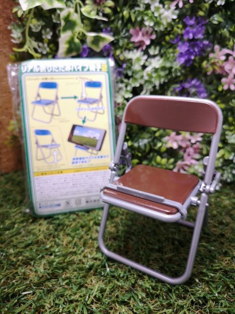 เก้าอี้นักเรียน-ของแท้-จากญี่ปุ่น-วางโทรศัพท์-พับได้