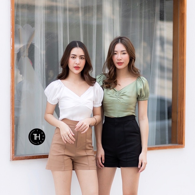 12-07-20-กางเกงขาสั้น-ผ้าdouble-ผ้านำเข้านะคับ-ทรงสวยเก็บทรงดี-ความยาวกำลังดี-ไม่สั้นนะคับ-ดีเทลตรเกล็ดด้านหน้า