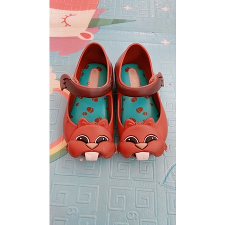 ส่งต่อรองเท้าลูกสาวmini-melissa-us6