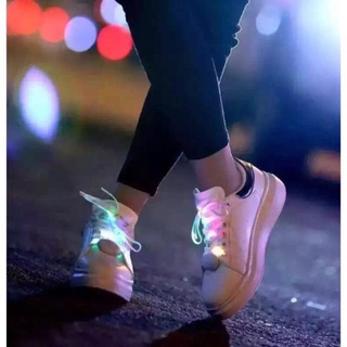 เชือกผูกรองเท้าเรืองแสงมีไฟ LEDยาว 114ซม สำหรับงานปาร์ตี้ เล่นกีฬากลางคืน  เชือกเซพตี้มีไฟLed รุ่นสวิซเปิดปิดไฟได้ ปรับก