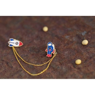 Astronaut brooch