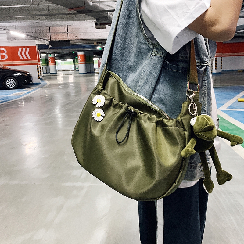 กระเป๋าสะพายข้างผู้ชาย-crossbody-bags-กระเป๋าสะพายข้าง-กันน้ำ-กระเป๋าสะพายข้าง-new-fashion-messenger-bag