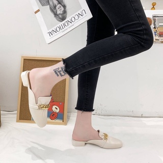 ภาพขนาดย่อของภาพหน้าปกสินค้าL77 รองเท้าแตะแฟชั่นผู้หญิง ทรงหัวมนคัชชู นิ่ม หรูหราทรงสวย มี 4 สี จากร้าน shoeswomen บน Shopee ภาพที่ 4