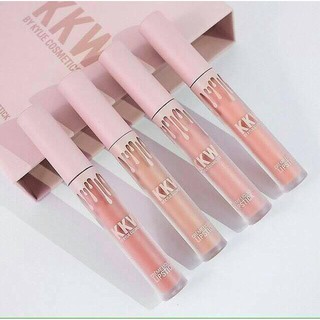 ลิปจุ่มโทนคุณหนู KKW เซ็ท 4 สี ใส่โค้ด BALW ลด100 บาท สำหรับลูกค้าใหม่