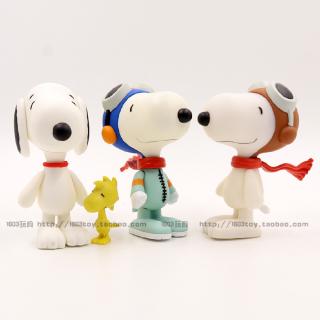 Snoopy SNOOPY ตุ๊กตาทำมือตุ๊กตาโมเดลอุปกรณ์ตกแต่งรถยนต์เครื่องประดับของเล่นถั่วลิสงภาพยนตร์ล้อมรอบ