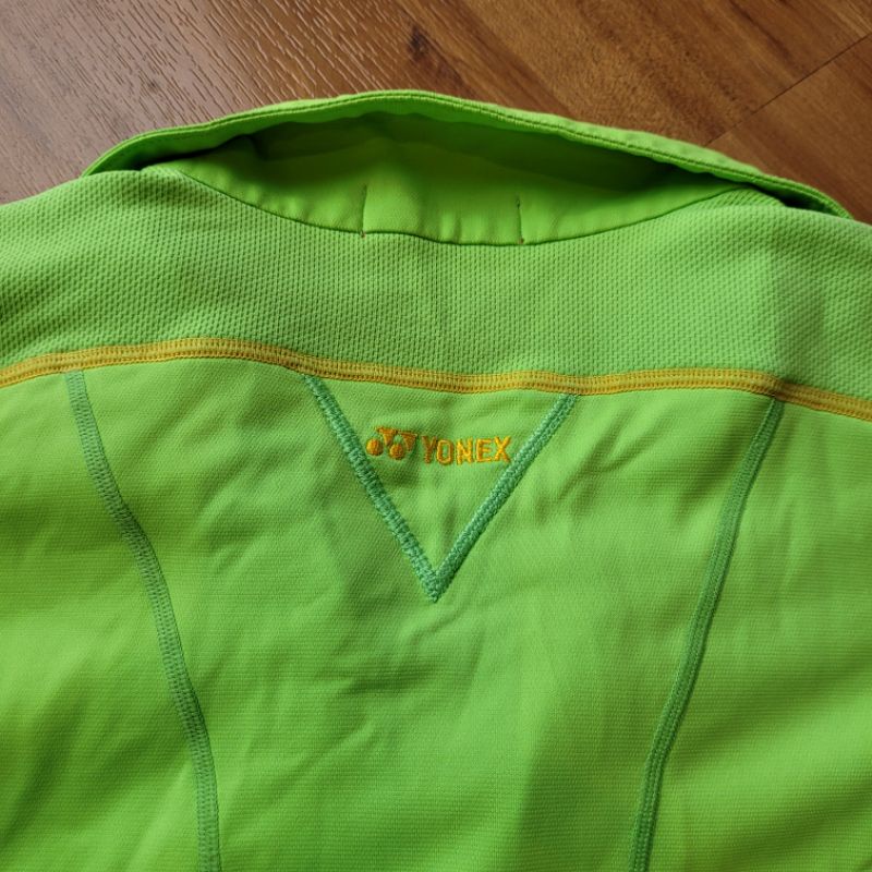 เสื้อ-yonex-สีเขียวสะท้อนแสง