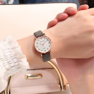 ภาพขนาดย่อของภาพหน้าปกสินค้านาฬิกาข้อมือควอตซ์ สายหนัง สไตล์เรโทร สำหรับผู้หญิง จากร้าน trendycollection.th บน Shopee