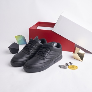 BIKK - รองเท้าผ้าใบ รุ่น "The Fool" Black Leather Sneakers Size 39-44