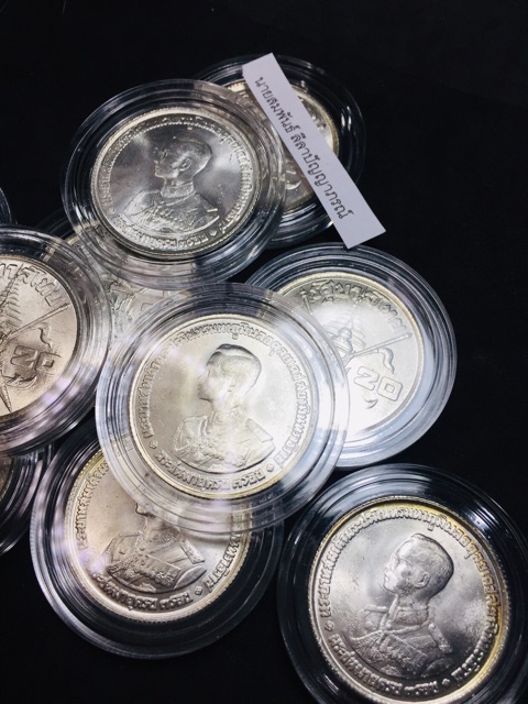 เหรียญสะสม-เหรียญที่ระลึก-วาระพระชนมายุครบ-3-รอบ-เนื้อเงินแท้-ร-๙-หายาก-เดิมๆ