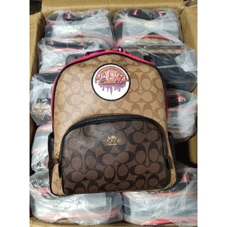 Coach  COURT BACKPACK IN BLOCKED SIGNATURE CANVAS WITH SOUVENIR PATCHES (COACH C6920)