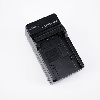 ที่ชาร์จแบตเตอรี่กล้อง Samsung Camera Battery Charger รุ่น IA-BP210E for SAMSUNG SMX-F40 SMX-F40BN/XAA SMX-F40RN/XAA