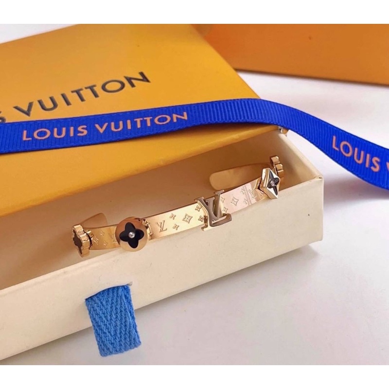 กำไล-louis-vuitton-งานhi-end-งานดีสุด-สินค้าเข้ามาไม่เยอะ