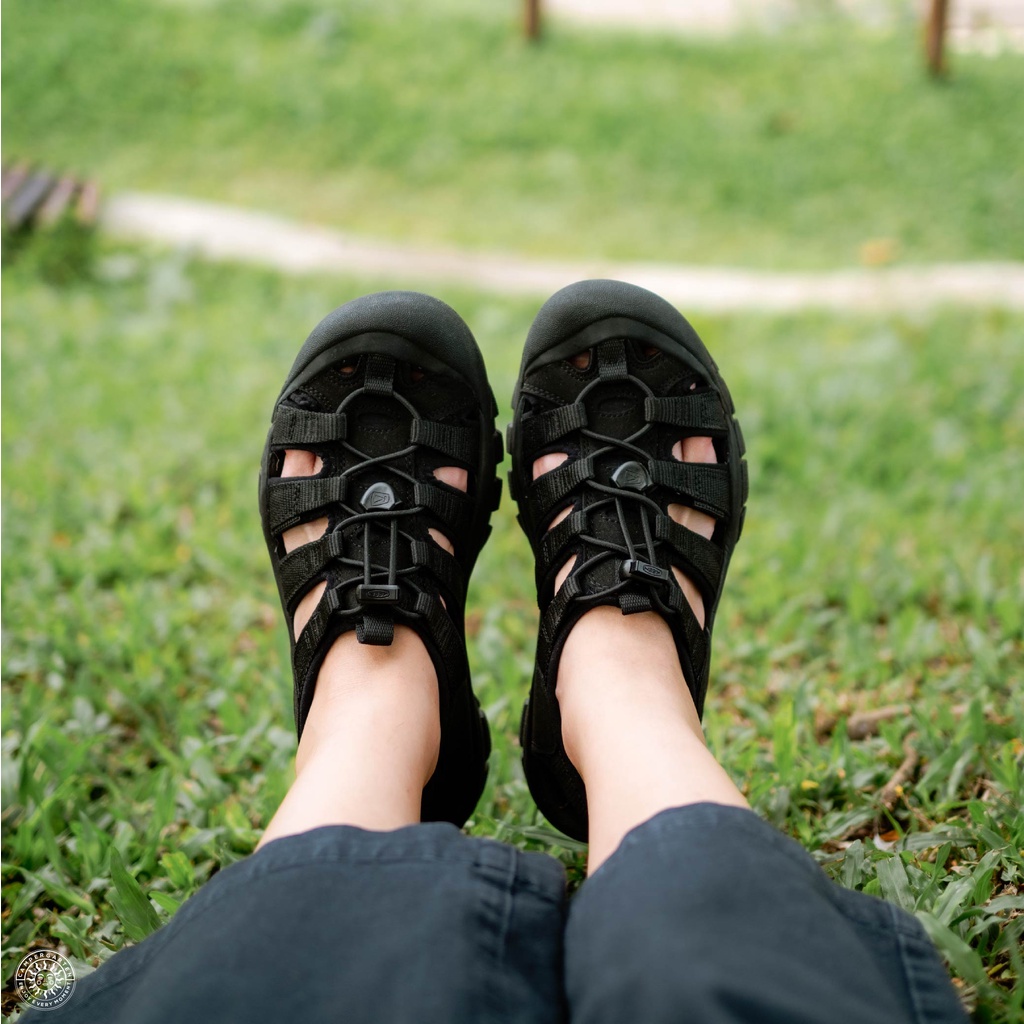 ลดเพิ่ม-20-โค้ด-20xtra13-keen-newport-h2-men-women-triple-black