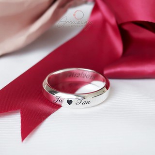 แหวนเงินแท้ 925 แหวนสลักชื่อฟรี (หน้าเรียบ 6mm อักษร รมสีดำ) แหวนคู่เงินแท้ แหวนเพชร แหวนนามสกุล แหวนแทนใจ แหวนแต่งงาน