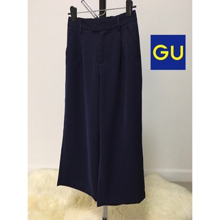 กางเกง GU แท้💯 (size M ; เอว 26.5-29”)
