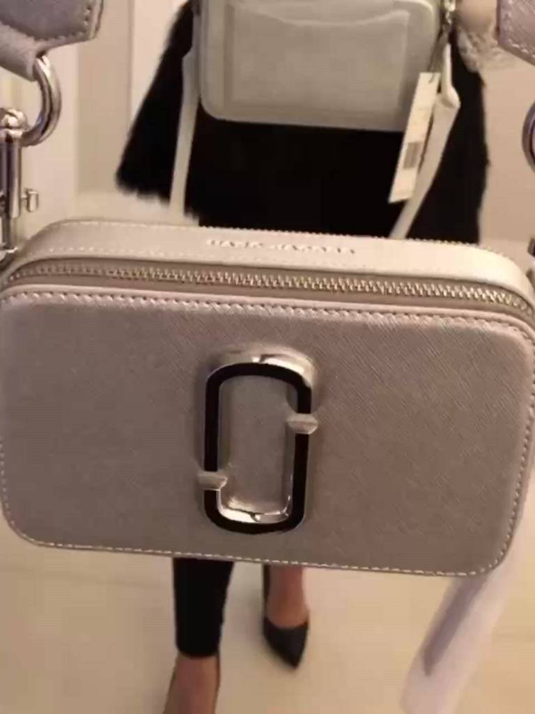 marc-jacobs-crossbody-bag-women-leather-สี-dtm-metallic-silver