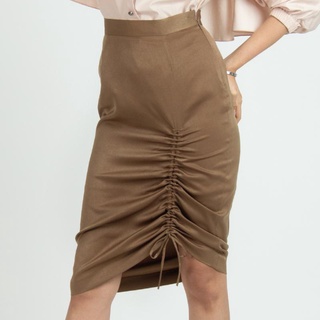 GSP Skirt กระโปรงผ้าเนื้อนุ่มลื่น สีทองแชมเปญ แต่งรูดด้านข้างชายกระโปรง (SU96KO)