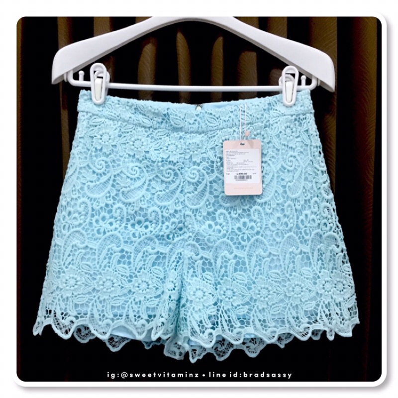 ชุดเข้าเซท-เสื้อกางเกงขาสั้น-จาก-lyn-around-ของแท้-จาก-shop-100-ใหม่ป้ายห้อยเลยคะ-ทรงสวย-แบบเก๋-ใส่สบาย-น่ารักสุดๆ