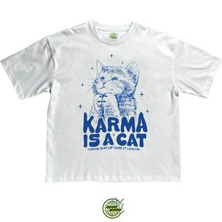เสื้อยืด โอเวอร์ไซซ์ พิมพ์ลายแมว KARMA IS A CAT โดย TAYLOR SWIFT MIDNIGHT ALBUM LYRICS สไตล์เสื้อยืด