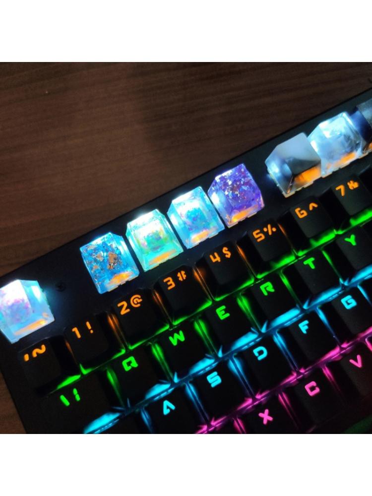 chin-handmade-customized-oem-r4-profile-resin-keycap-keyboard-rgb-translucent-keycap
