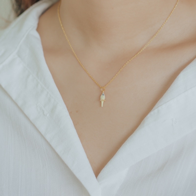 fairy-tales-tales-of-the-tiny-word-necklace-สร้อยคอจี้รูปนกกะตั้ว