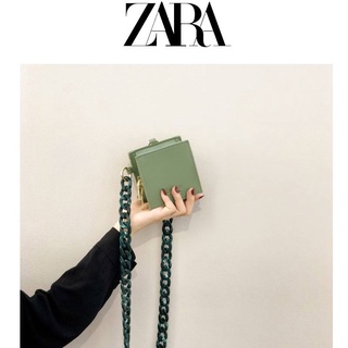 กระเป๋าสะพายข้าง การออกแบบซอกสี่เหลี่ยมจัตุรัส Square French Bag Small Bag Womens Bag 2021 ใหม่ Chaoshaka Red Envelope